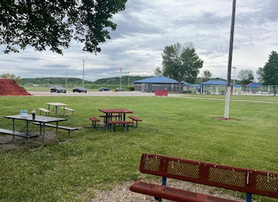 iowa/loess-hills/attraction/missouri-valley-pool-city-park