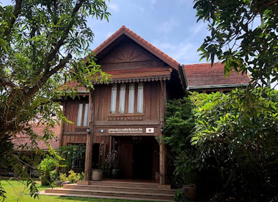 laos/bolikhamxay-province/attraction/lao-textile-museum