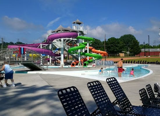 indiana/new-albany/attraction/river-run-family-water-park