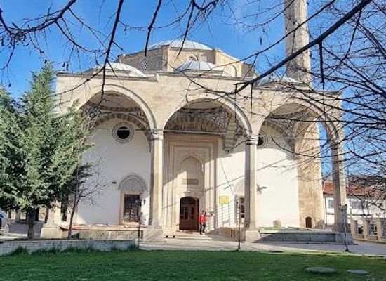 kosovo/podujevo/attraction/the-great-mosque