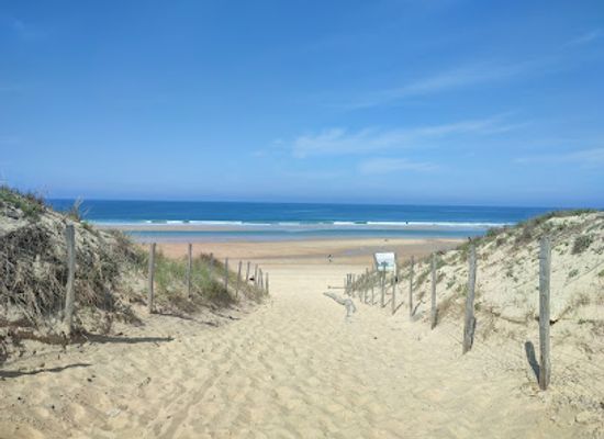 france/aquitaine-coast/attraction/plage-des-bourdaines