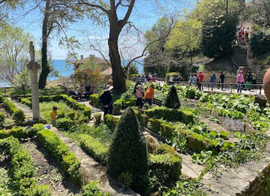 bulgaria/balchik/attraction/gradinata-na-mircha-i-kinosalon