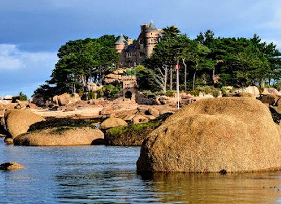 france/côte-de-granit-rose/attraction/trestraou-beach