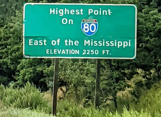pennsylvania/allegheny-national-forest/attraction/highest-elevation-on-i-80-east-of-the-mississippi-river