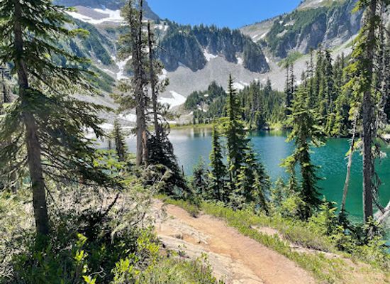 washington/mount-rainier-national-park/attraction/snow-lake