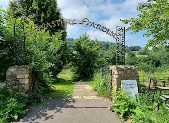 united-kingdom/cotswolds/attraction/prinknash-abbey-park