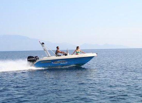 greece/zakynthos/attraction/mikro-nisi-boat-rentals
