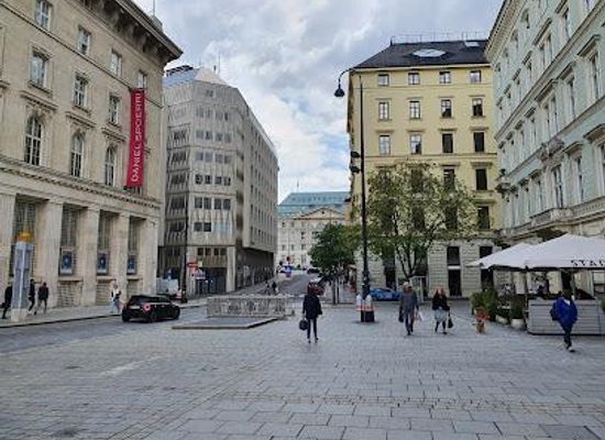 austria/vienna-woods/attraction/bank-austria-kunstforum-wien