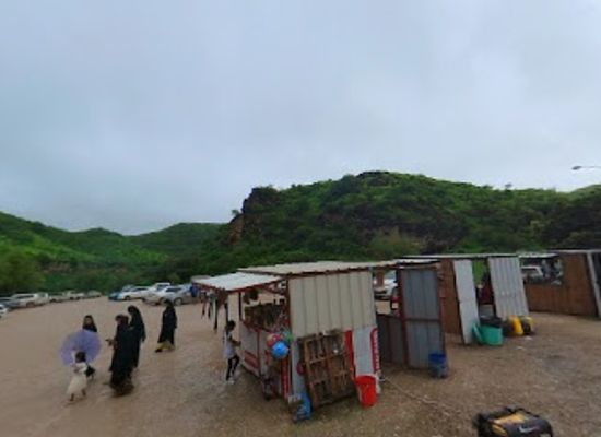 oman/salalah-coastal-plain/attraction/suhul-ayn-razat