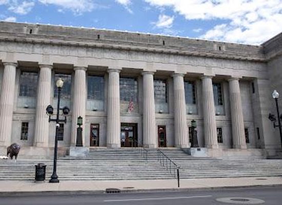 indiana/indianapolis/attraction/indianapolis-public-library-central-library
