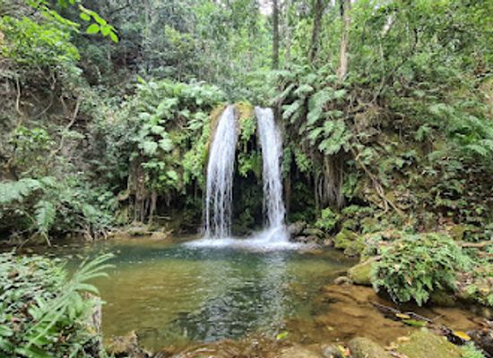 laos/xiangkhoang-province/attraction/tad-ka-waterfall