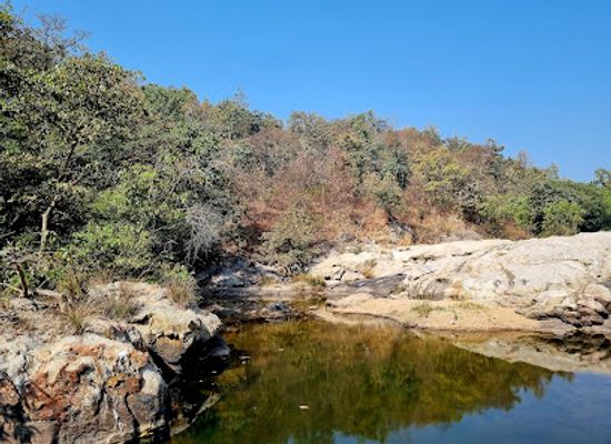 india/jharkhand/attraction/barat-picharwa-waterfall