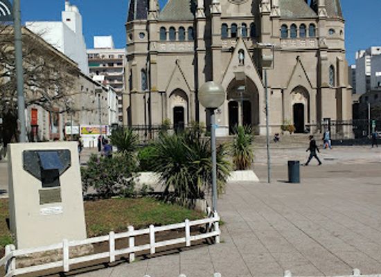 argentina/mar-del-plata/varese/attraction/calendario-de-mar-del-plata