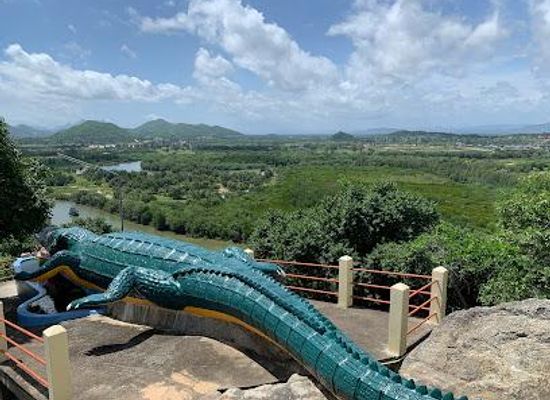 thailand/tenasserim-hills/attraction/san-chao-mae-thapthim-thong
