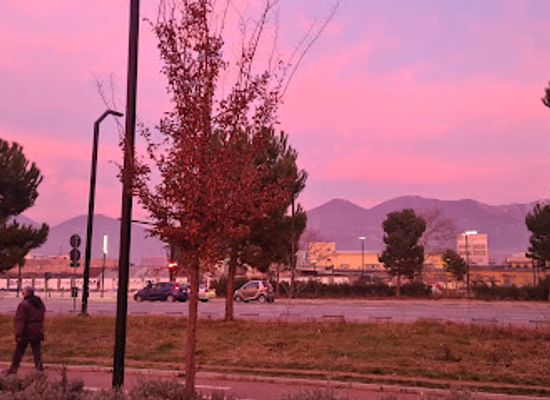 albania/tirana/attraction/lokomotiva
