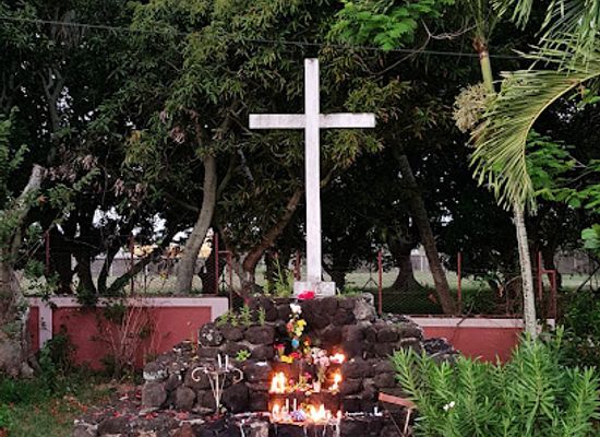 mauritius/riviere-du-rempart/attraction/la-croix-de-jesus