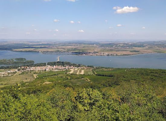 czechia/palava/attraction/vysilac-devin