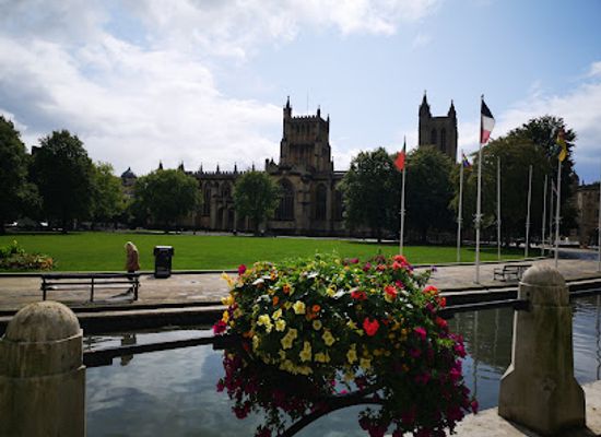united-kingdom/bristol/harbourside/attraction/bristol-cathedral