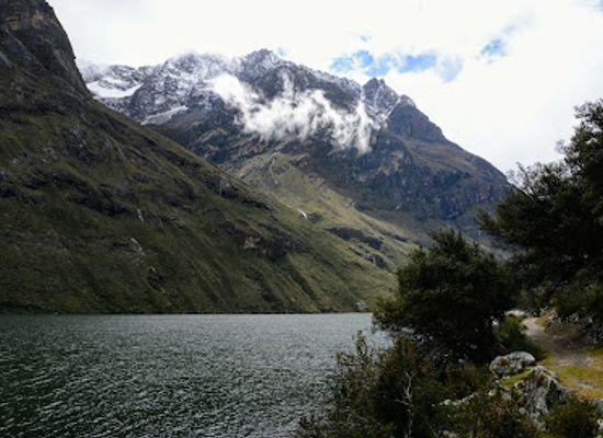 peru/huascaran-national-park/attraction/trek-santa-cruz