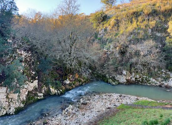 italy/abruzzo/attraction/caves-of-pastena