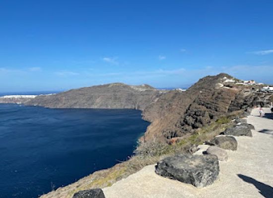 greece/south-aegean/attraction/fira-to-oia-walk