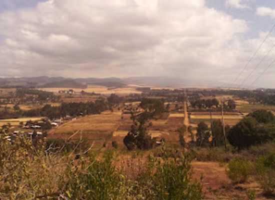 kenya/mount-kenya/attraction/ndurumuru-red-stones