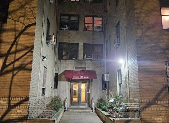 new-jersey/hackensack-meadowlands/attraction/mango-s-male-strip-club-nyc-for-women