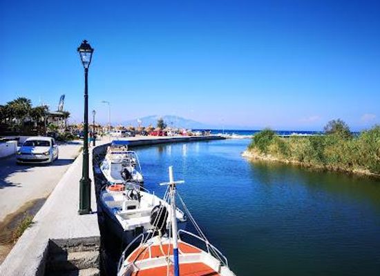 greece/zakynthos/attraction/alykes-pier