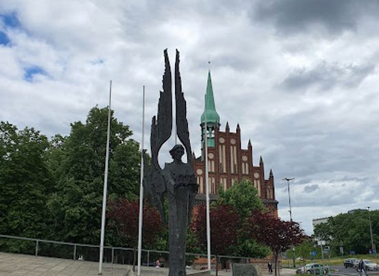 poland/szczecin-lagoon/attraction/solidarity-square