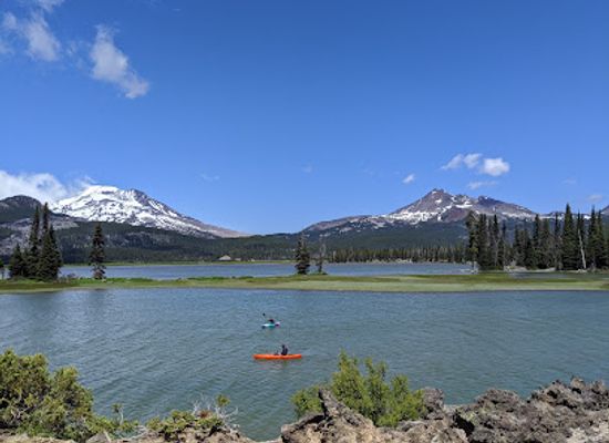 oregon/lake-county/attraction/sparks-lake
