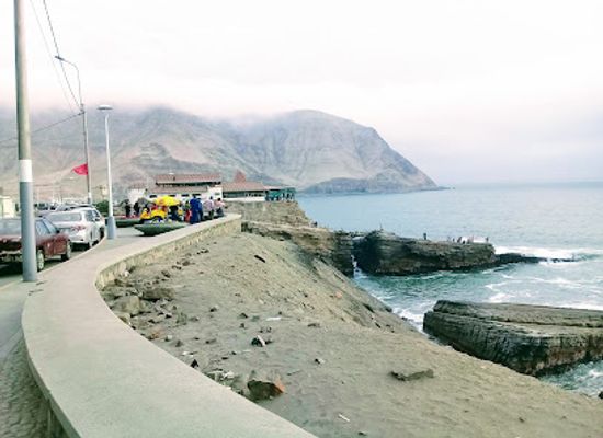 peru/callao/attraction/monumento-al-soldado-desconocido