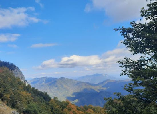 romania/buila-vanturarita-national-park/attraction/curmatura-din-oale