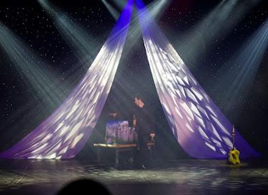 missouri/table-rock-lake/attraction/escape-reality-magic-dinner-show
