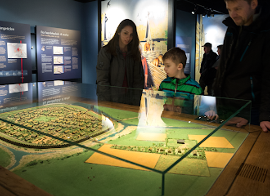 denmark/central-jutland/attraction/viking-museum