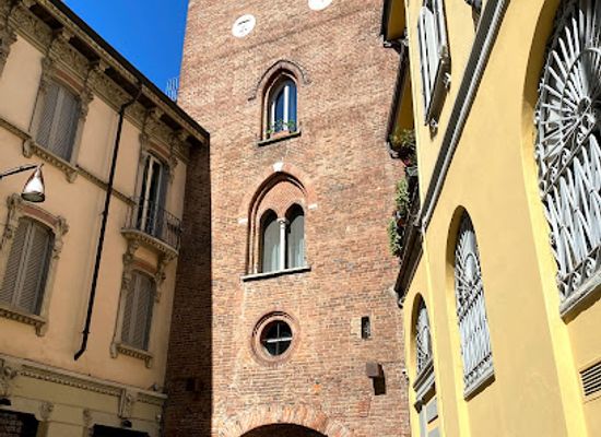 italy/brianza/attraction/tower-of-teodolinda