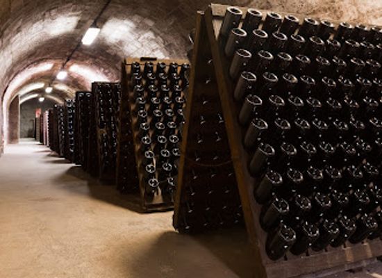 hungary/southern-great-plain/attraction/torley-sparkling-wine-cellar