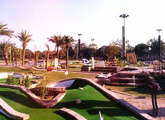 pakistan/lahore/model-town/attraction/saint-mary-s-park