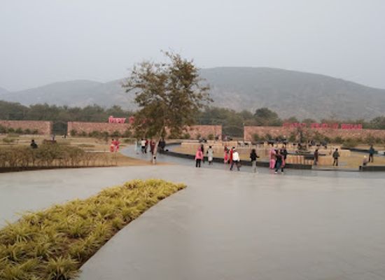 india/bihar/attraction/glass-bridge-rajgir