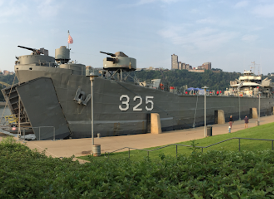 indiana/evansville/attraction/uss-lst-325