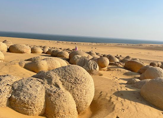 egypt/wadi-el-rayan-national-park/attraction/watermelon-valley