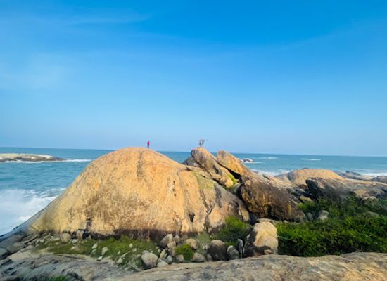 sri-lanka/arugam-bay/attraction/panama-beach