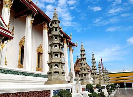 thailand/rattanakosin/attraction/wat-suthat-thep-wararam-ratchaworamahawihan