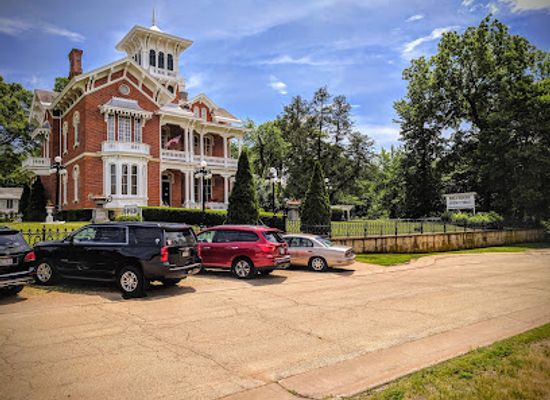 illinois/driftless-area/attraction/belvedere-mansion