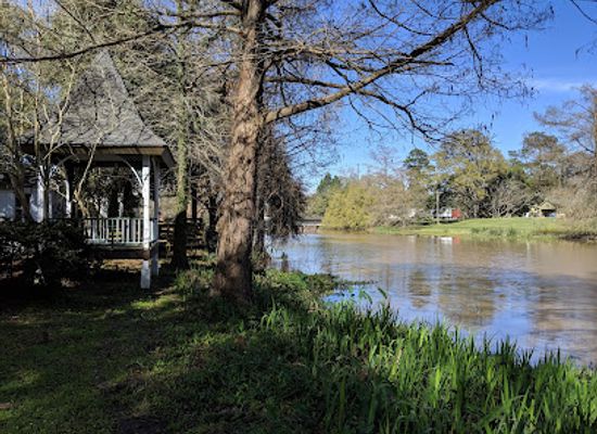 louisiana/atchafalaya-basin/attraction/evangeline-oak-park
