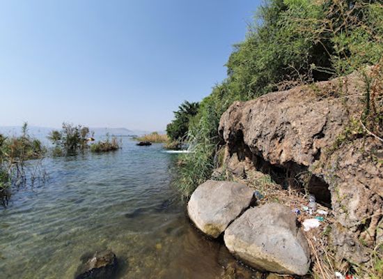 israel/galilee/attraction/ein-eyov-waterfall