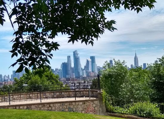 new-jersey/jersey-city/attraction/riverview-fisk-park