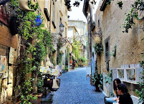 italy/orvieto/attraction/palazzo-carvajal