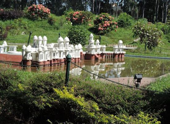 india/agartala/attraction/heritage-park