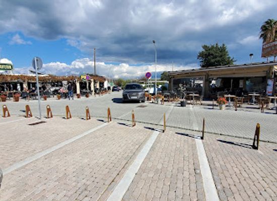 cyprus/paphos-district/attraction/mandria-village-square