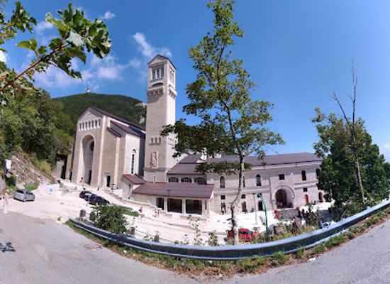 italy/irpinia/attraction/sanctuary-of-montevergine